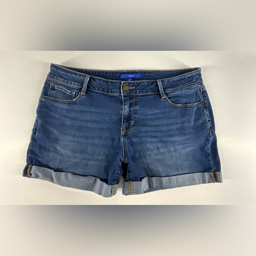 Apt. 9 Denim Shorts Womens Size 16 Short Cuffed MidRise Blue Jean Shortie Shorts